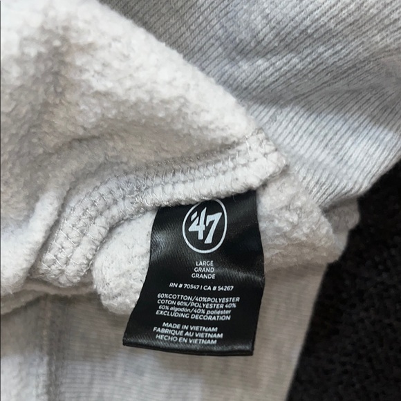 NBA 47 Milwaukee Bucks Gray Pullover Hoodie Sweatshirt - Picture 4 of 4